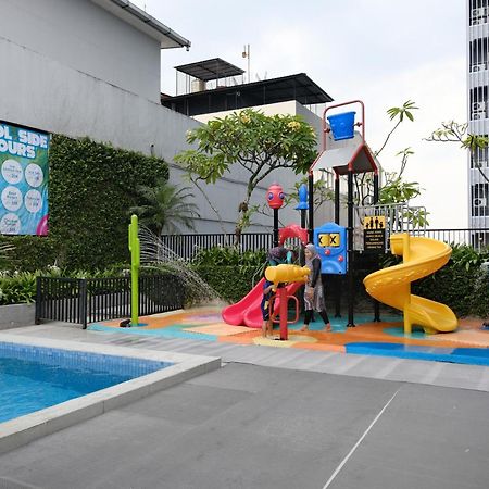 The Premiere Hotel Pekanbaru Zewnętrze zdjęcie