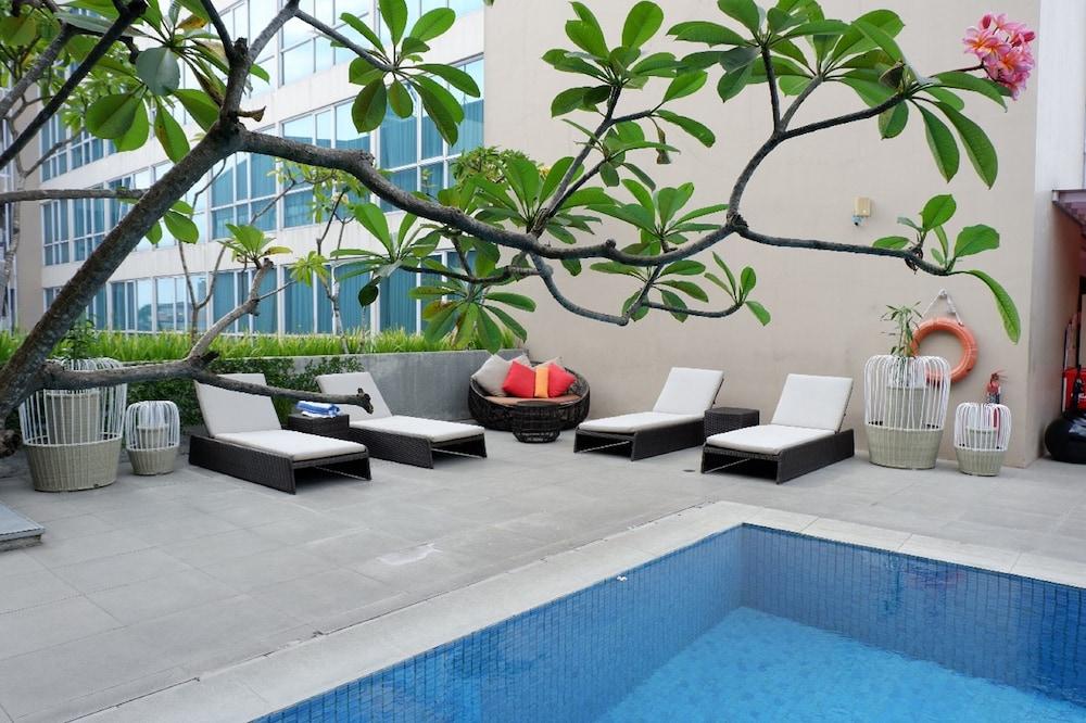 The Premiere Hotel Pekanbaru Zewnętrze zdjęcie