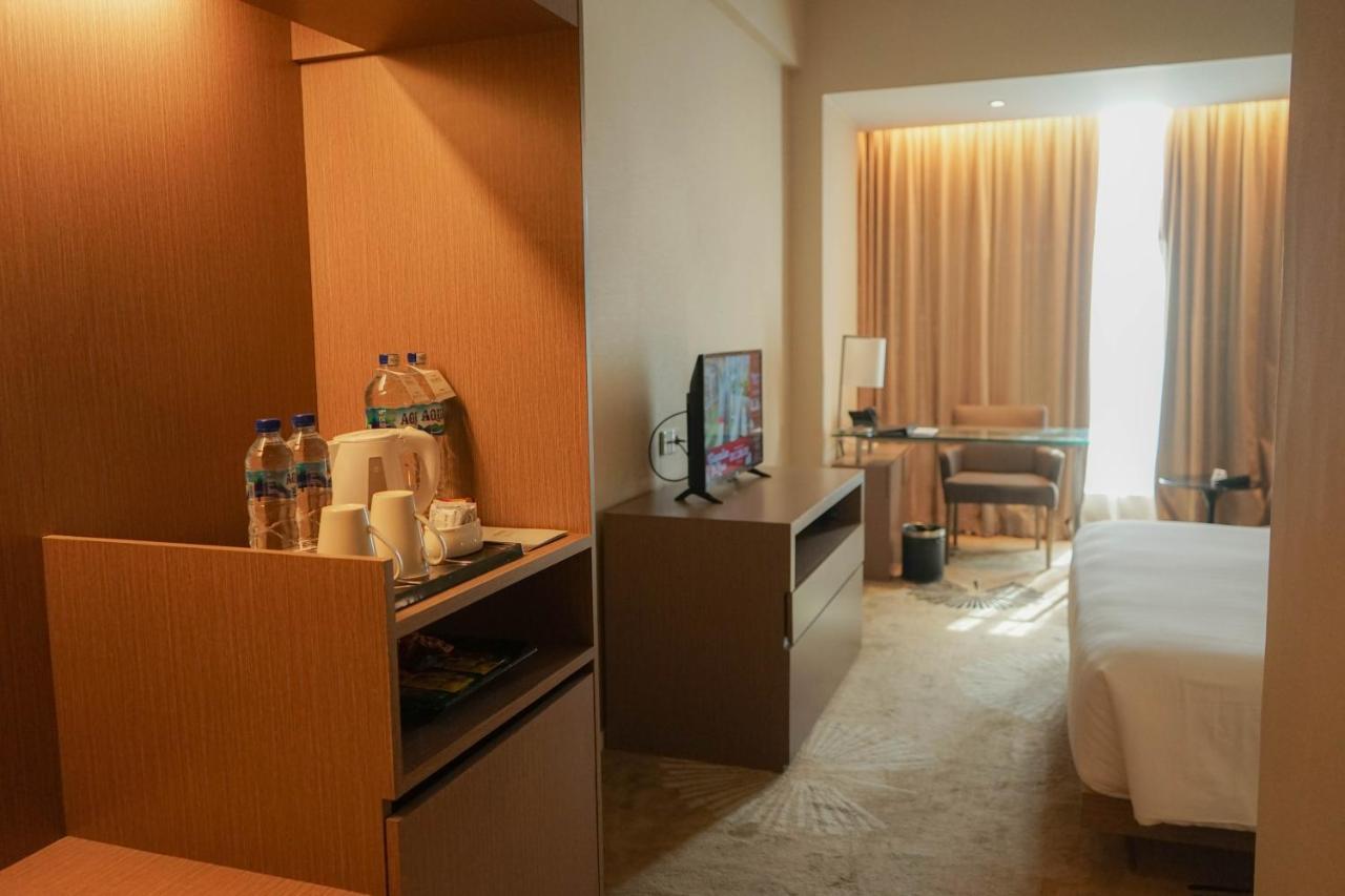 The Premiere Hotel Pekanbaru Zewnętrze zdjęcie