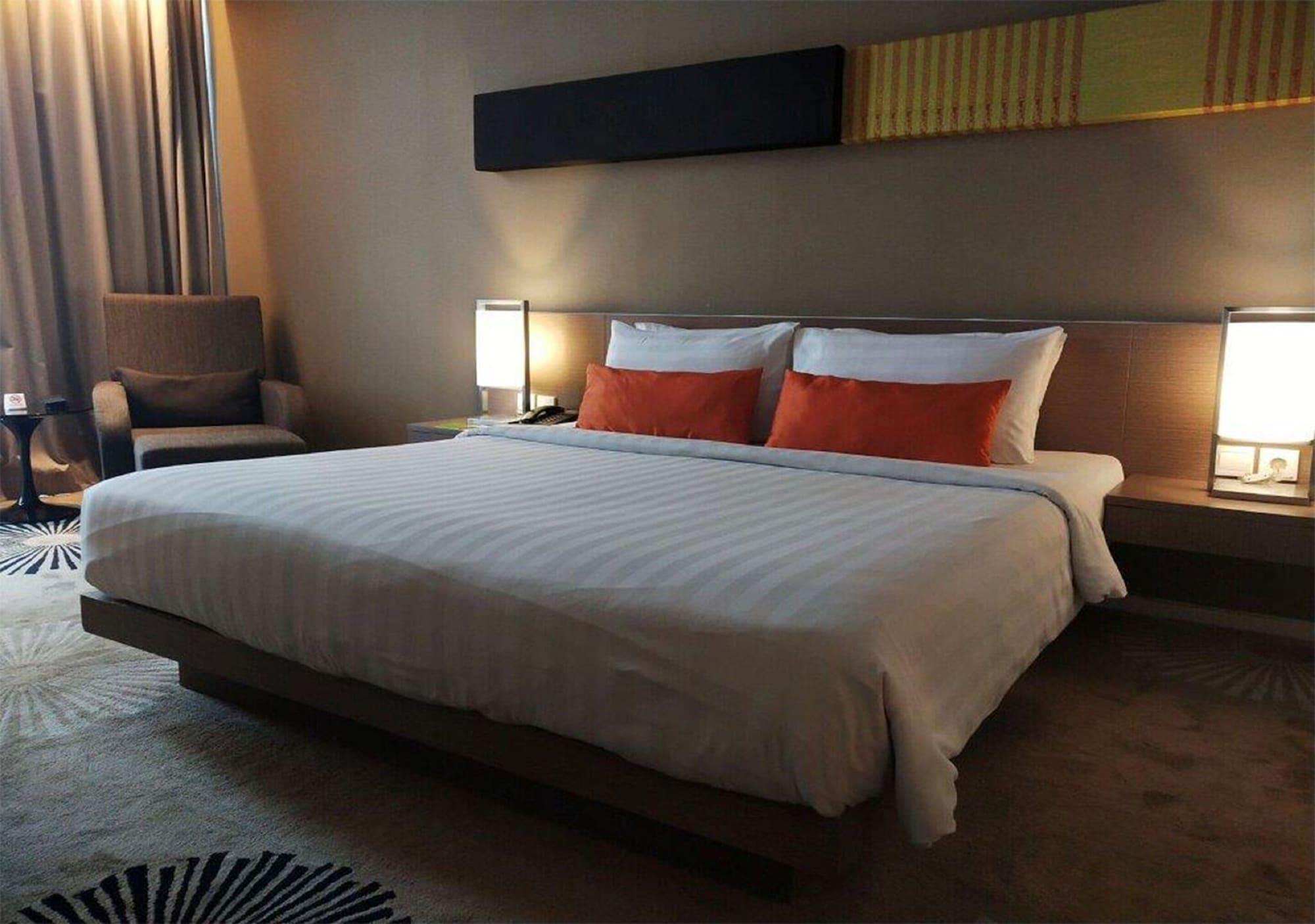The Premiere Hotel Pekanbaru Zewnętrze zdjęcie