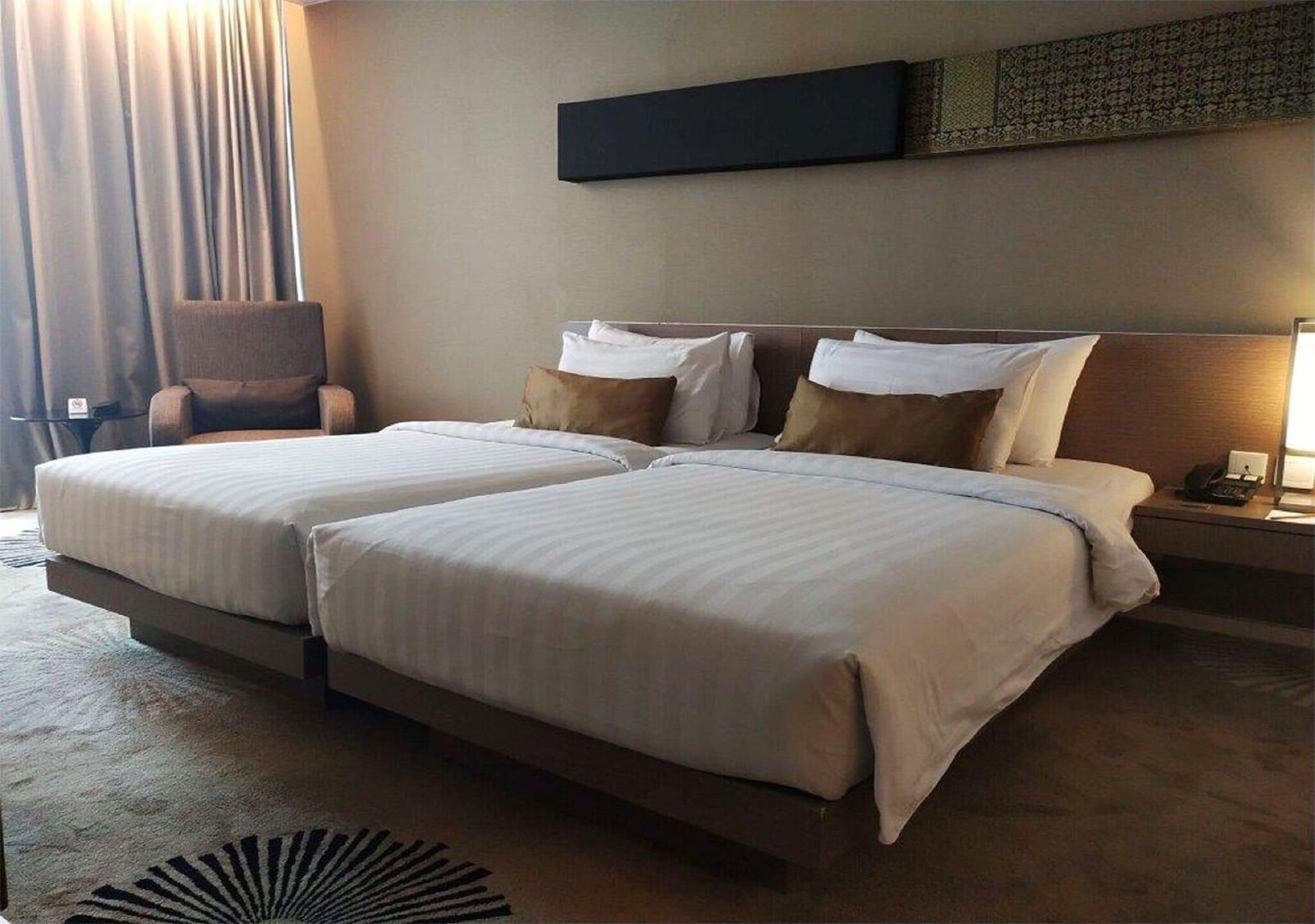 The Premiere Hotel Pekanbaru Zewnętrze zdjęcie
