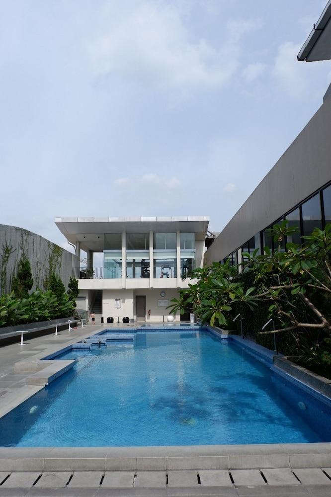 The Premiere Hotel Pekanbaru Zewnętrze zdjęcie