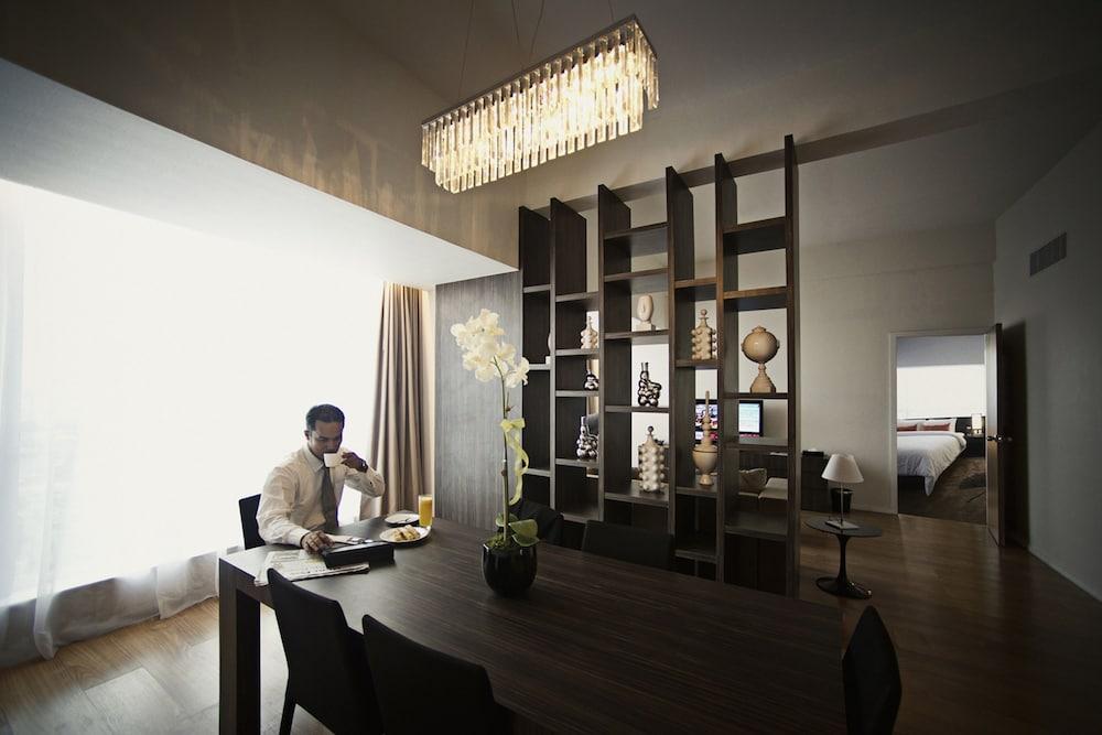 The Premiere Hotel Pekanbaru Zewnętrze zdjęcie