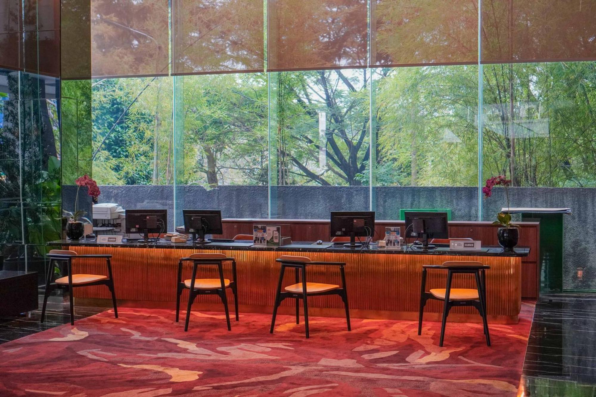 The Premiere Hotel Pekanbaru Zewnętrze zdjęcie